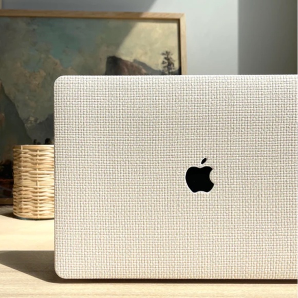 Accessories - MacBook Pro 15 inch Ivory/Cream Woven Laptop Case/Shell